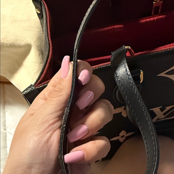 Louis Vuitton Black and Cream Floral Monogram Tote - Picture 7 of 9